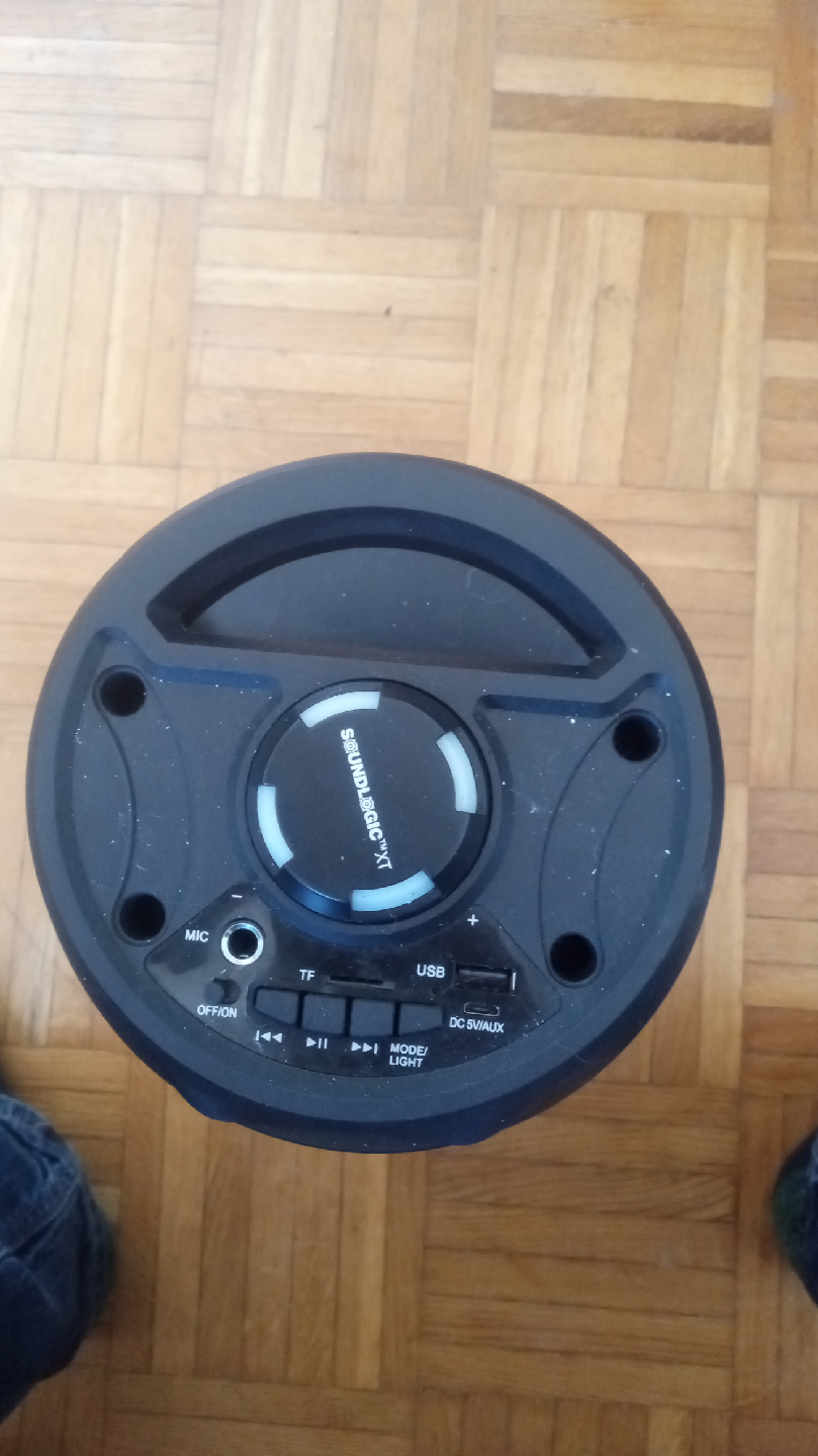 Soundlogic XT Karaoke Bluetooth Speaker - photo 3