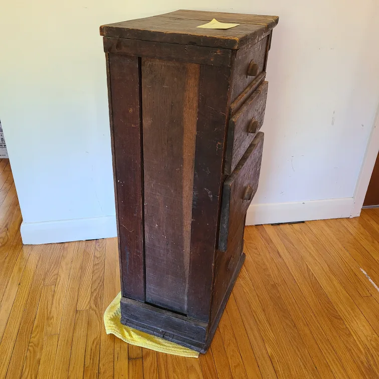 Vintage Wooden 4-Drawer Cabinet image indicator(6)