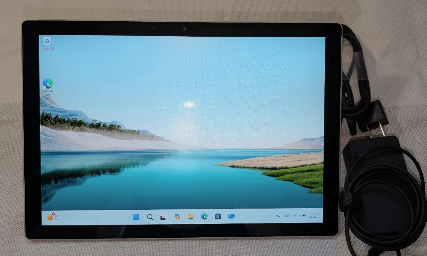 MICROSOFT SURFACE PRO 7+ 7 PLUS WINDOWS TABLET i5 8GB RAM