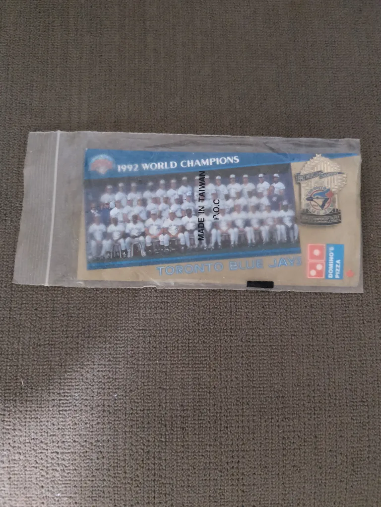 🥕Toronto Blue Jays 1992 World Champions Pin thumbnail