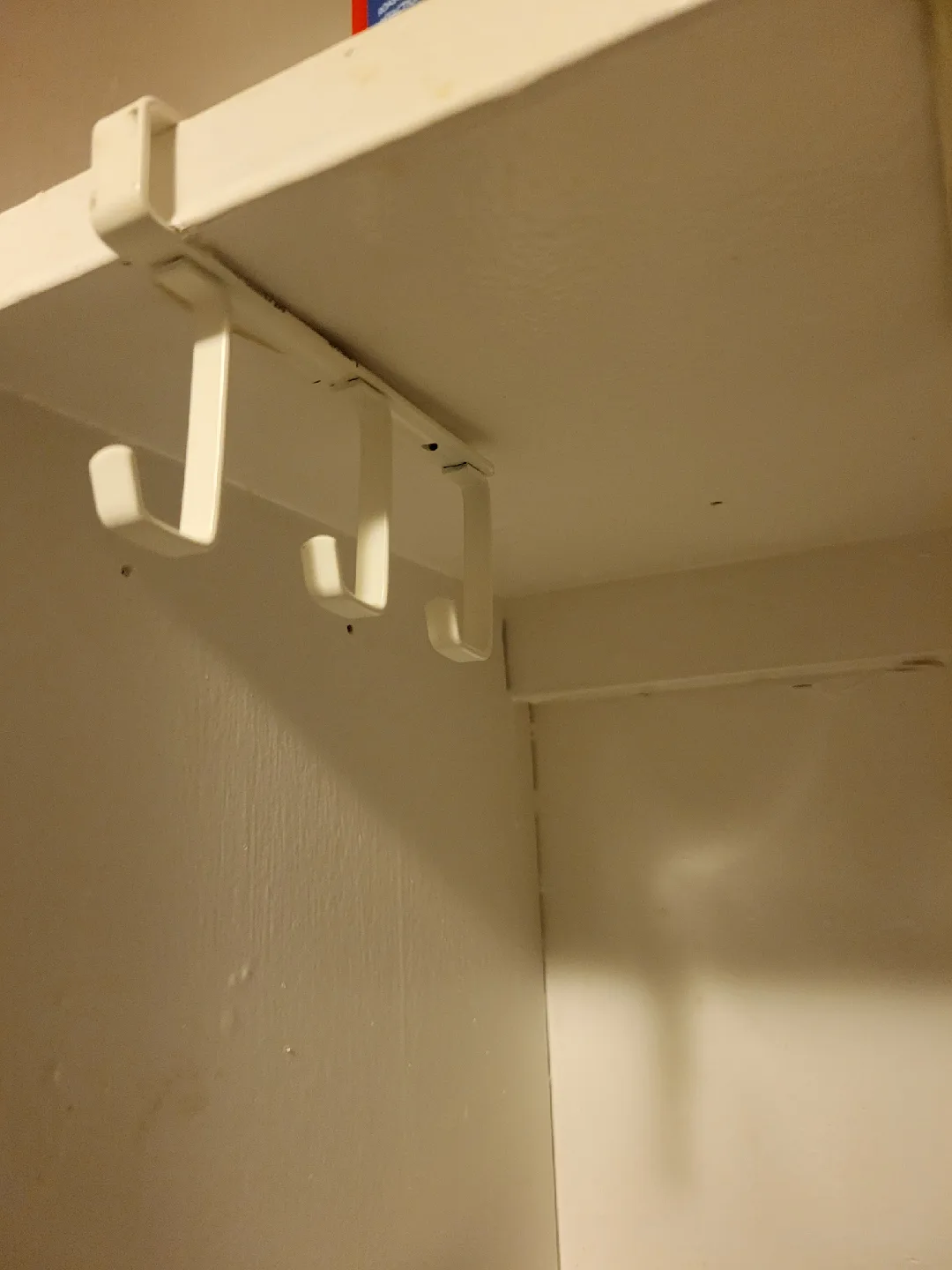 2 x Under Shelf Mug Hooks image indicator(3)