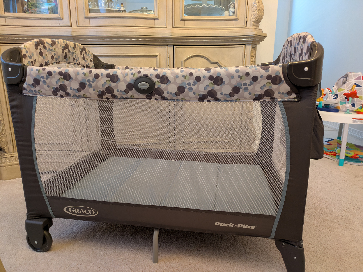 Portable Playard - Great Condition!