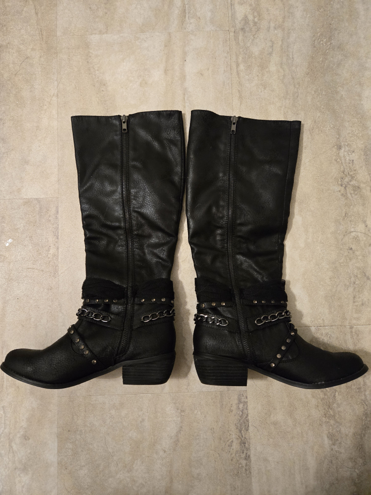 New Black Knee-High Boots with Chain Detail - photo 3