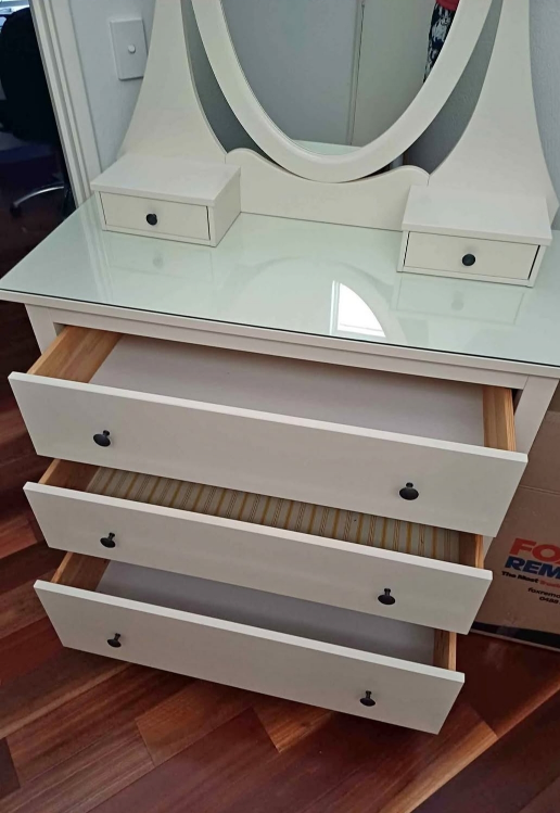 ikea dresser - photo 3