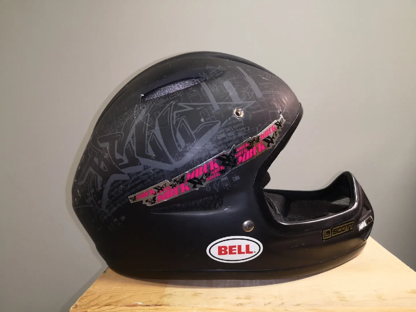 S - Full Face Helmet ~ Retro Bell Bellistic image indicator(2)