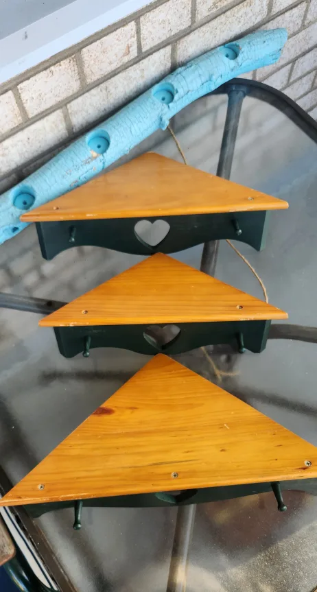 Set of 3 Wooden Corner Shelves with Hooks image indicator(2)