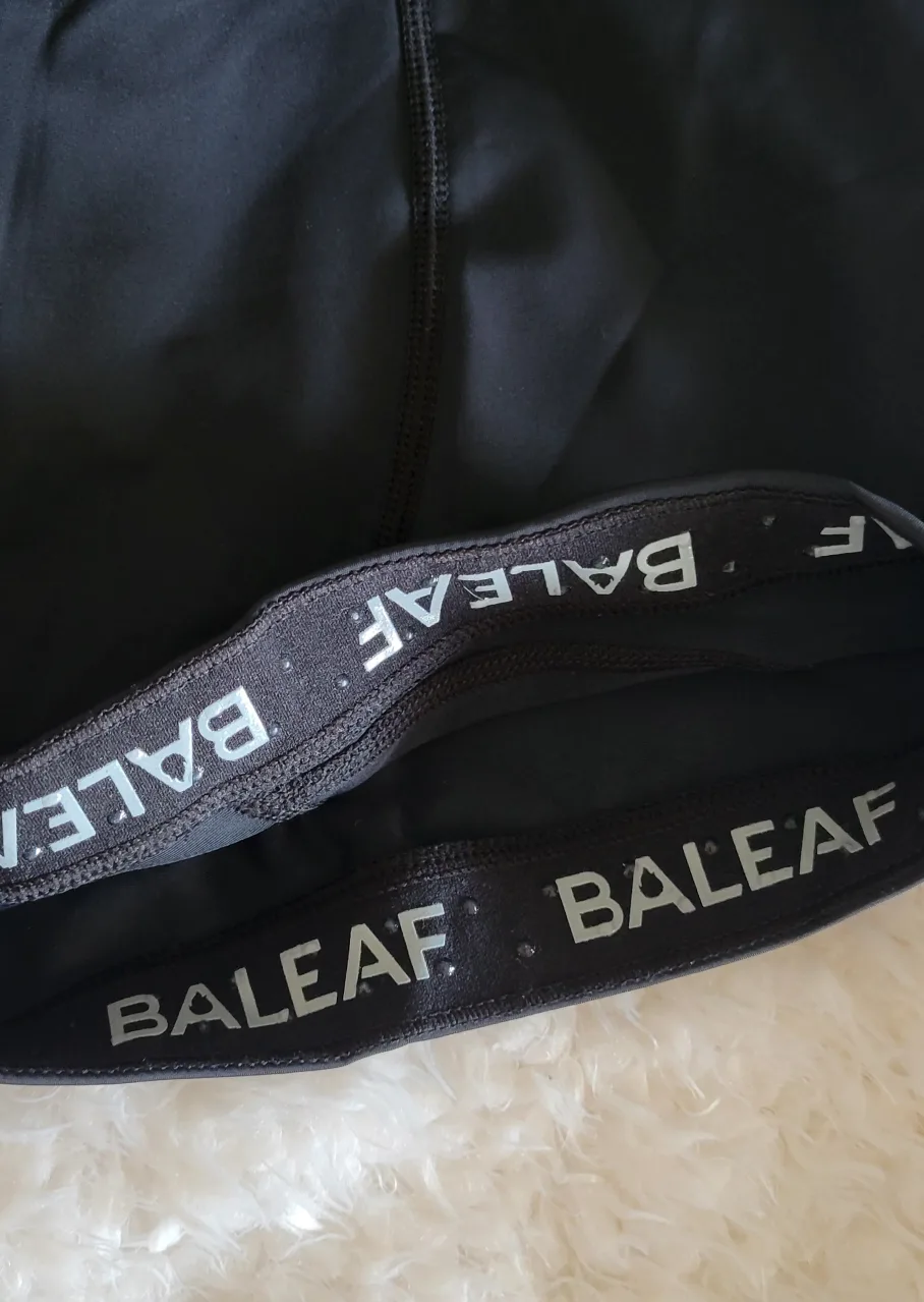 BNWT Women's 4D Padded Bike Shorts - Black image indicator(4)