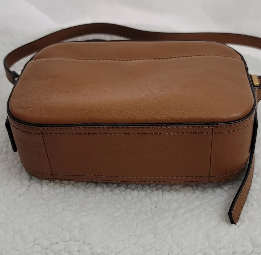 Fossil Crossbody Bag - Authentic image indicator(4)