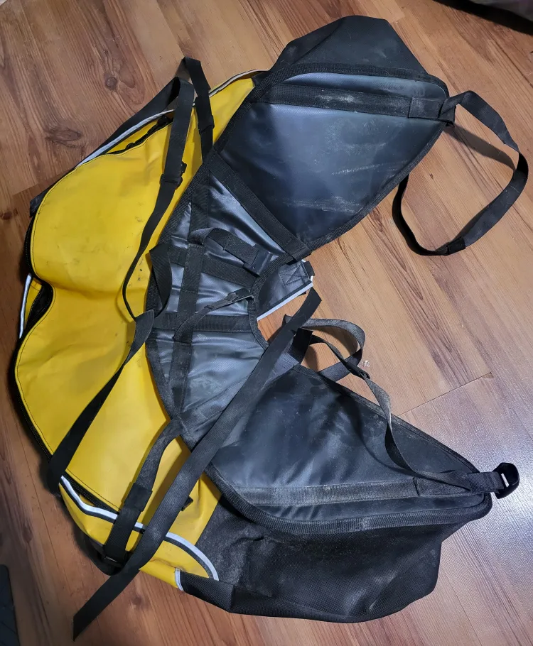 Giant Loop Yellow/Black Pannier Bag image indicator(3)