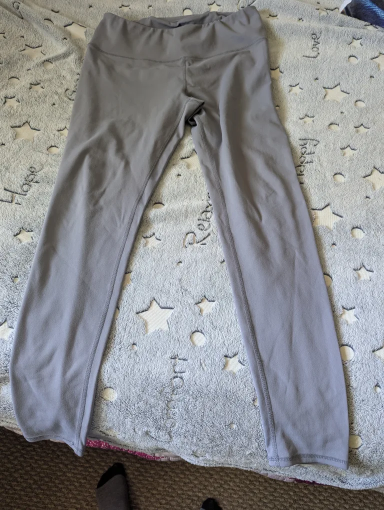 Grey Leggings LARGE CASH ONLY AS IS image indicator(3)