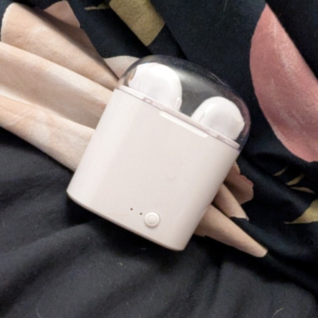 White Wireless Earbuds
