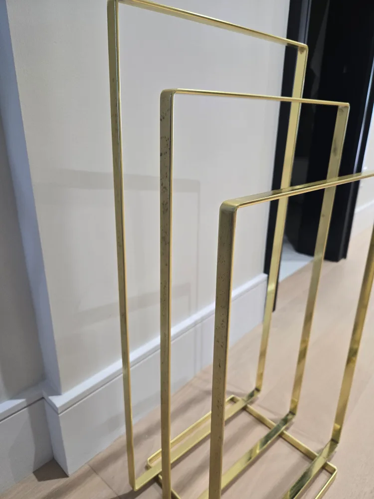 Gold Metal Towel Rack Stand image indicator(5)