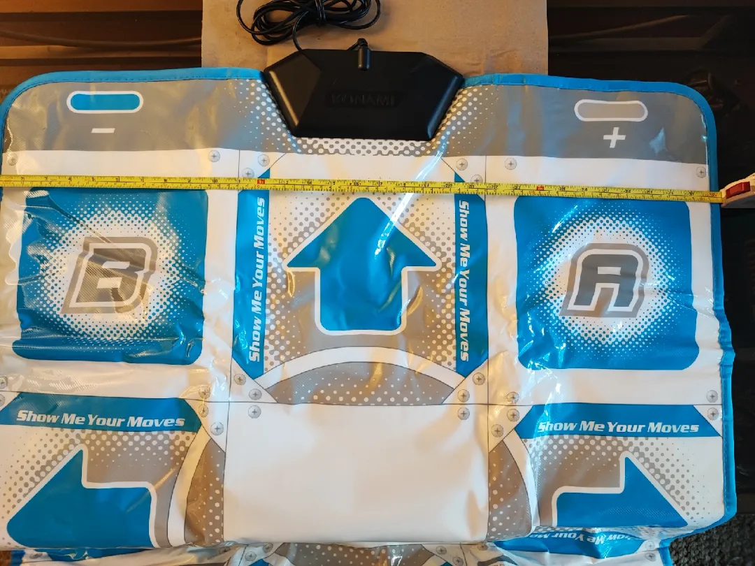 🥕DanceDanceRevolution Hottest Party 3 Wii Dance Pad image indicator(5)