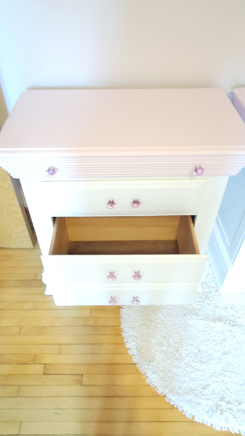 White & Pink 3-Drawer Nightstands (Pair) - photo 5