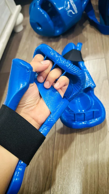 Cazzotto Inc. Karate Sparring Gear Set - Blue image indicator(8)