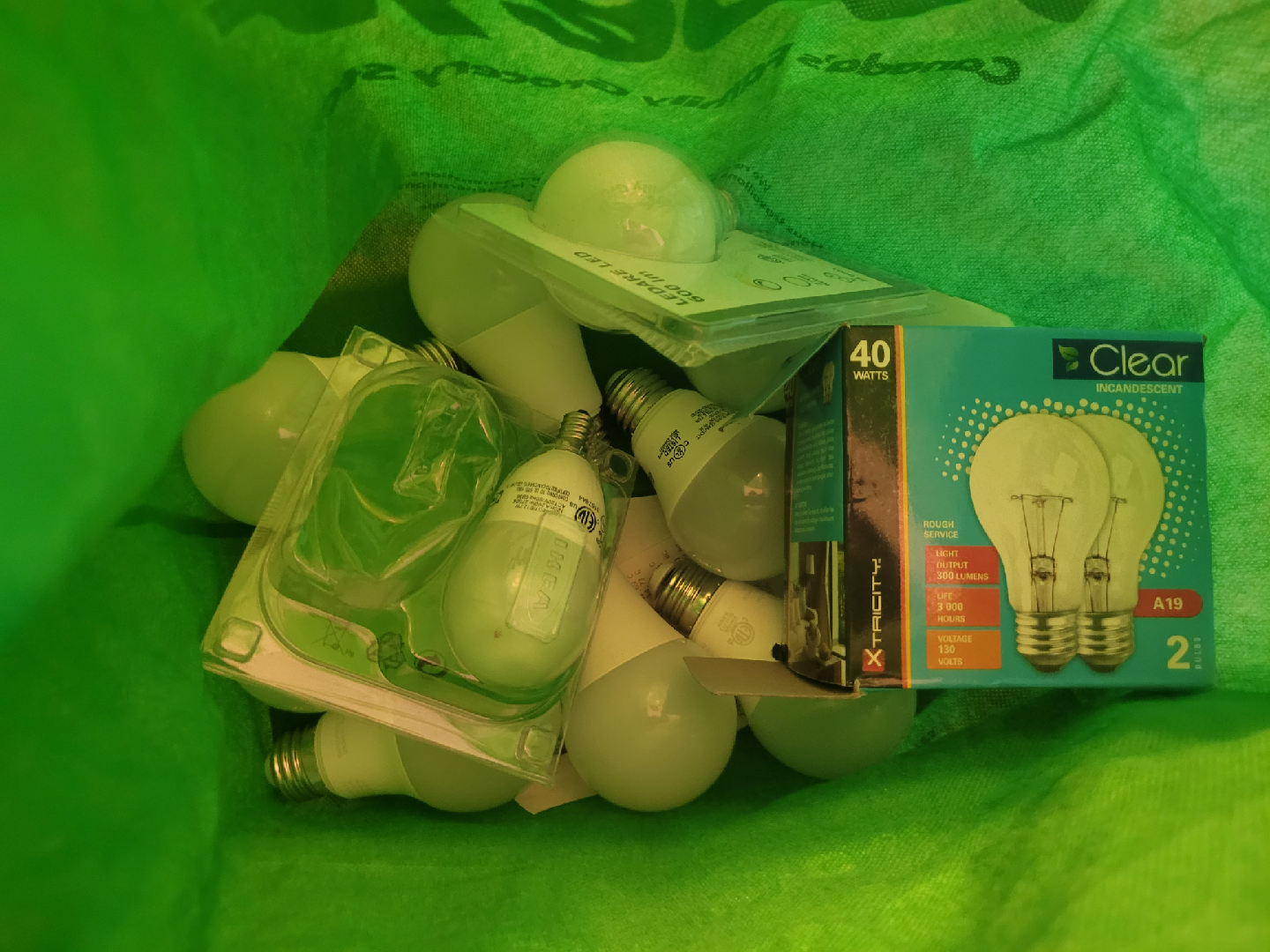Clear led and incandescent bulbs