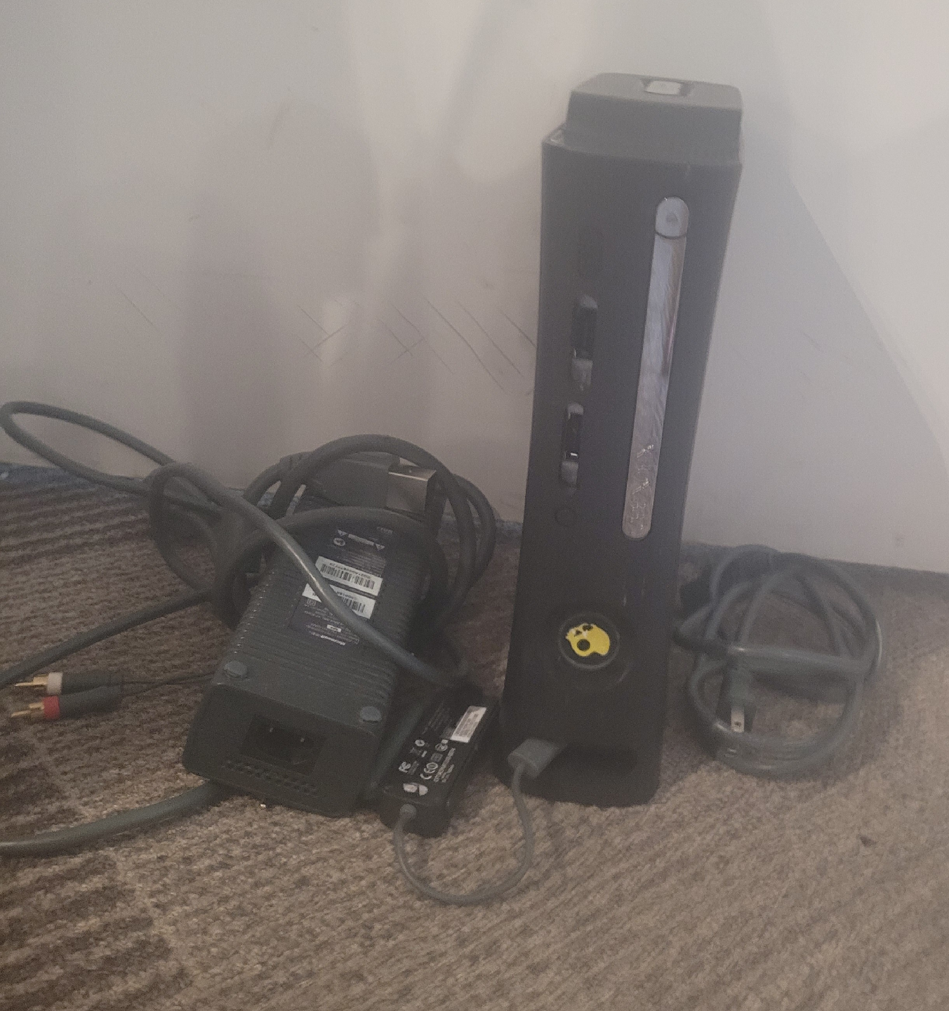 Xbox 360 Games & Guitar Hero Guitar