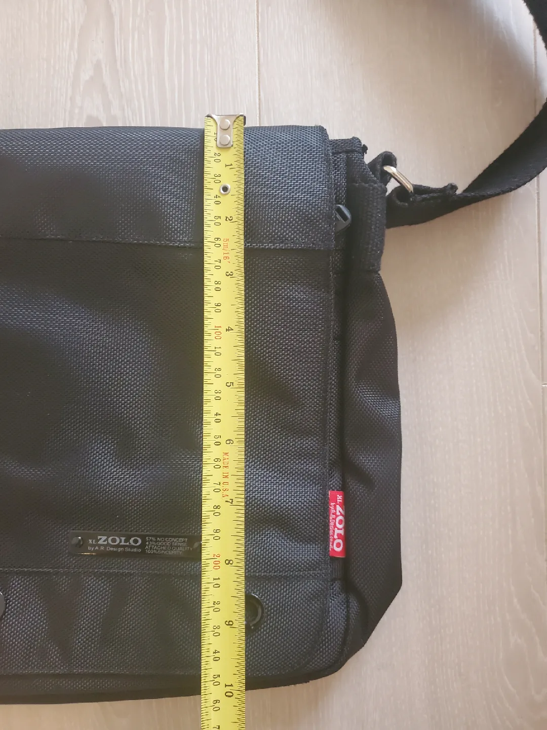 Zolo Messenger Bag - Black image indicator(8)