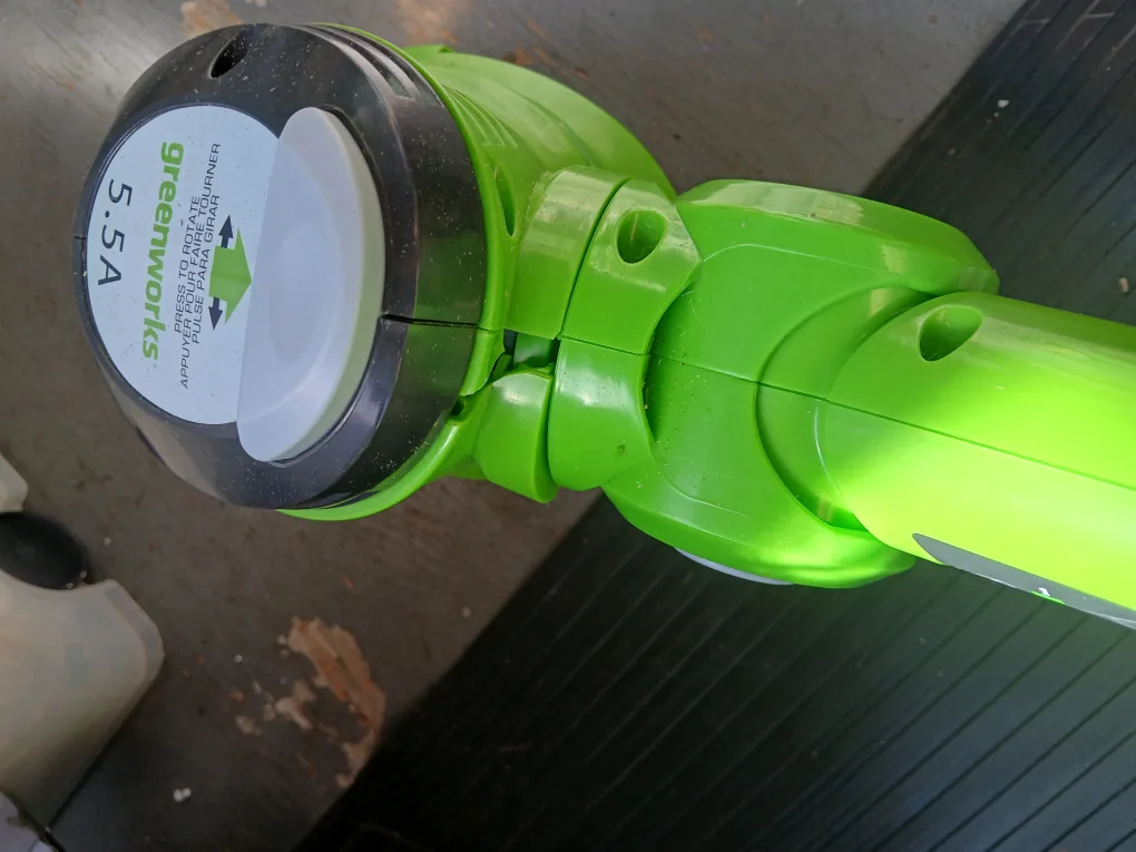 AS IS READ DESCRIPTION Greenworks 5.5A Corded String Trimmer image indicator(4)