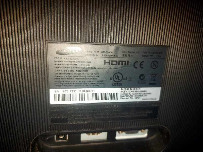 Samsung S22C300H 22 inch LCD Monitor - photo 3