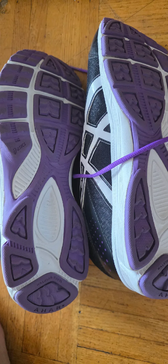 Asics Walking Shoes - Women's Size 9.5 image indicator(3)