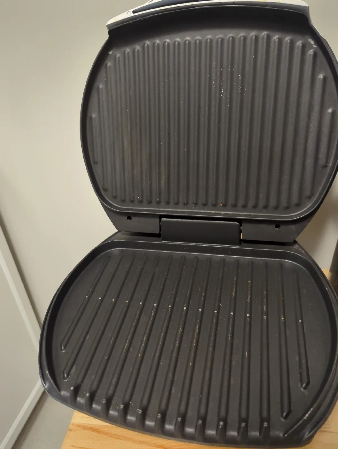George Foreman used electric clamshell grill image indicator(2)