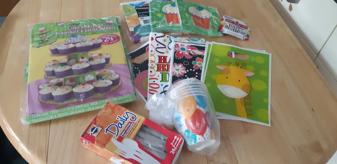 Party Supplies Bundle - Napkins, Cups, Cutlery, Candle thumbnail