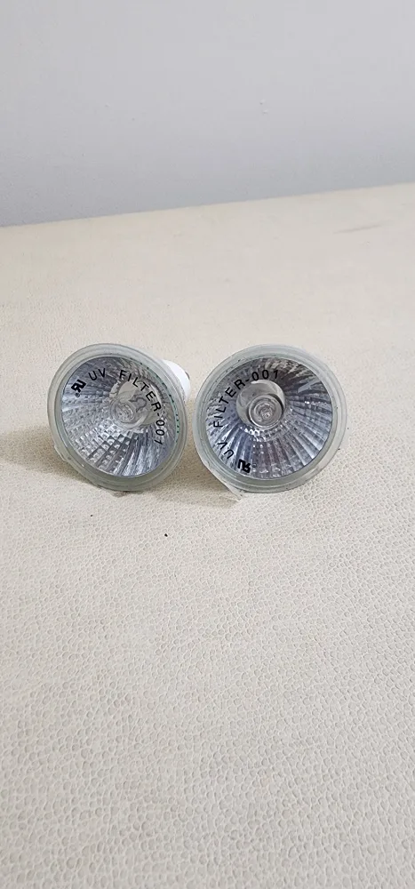 Two GU10 Shielded 120V 50W Light Bulbs🥕 thumbnail