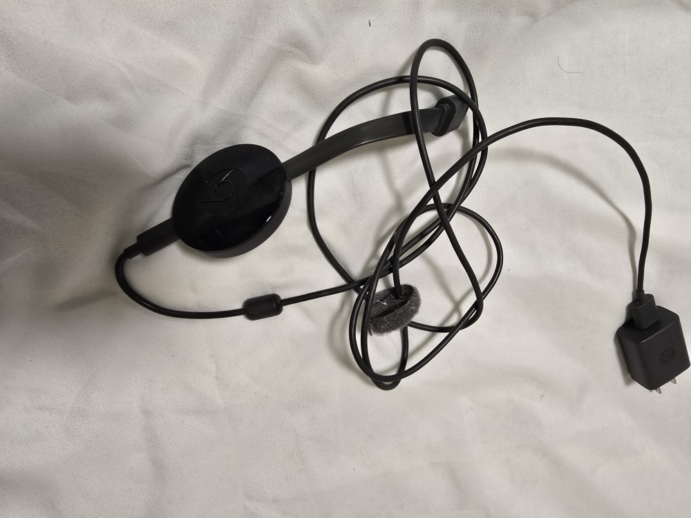 Google Chromecast Media Streamer