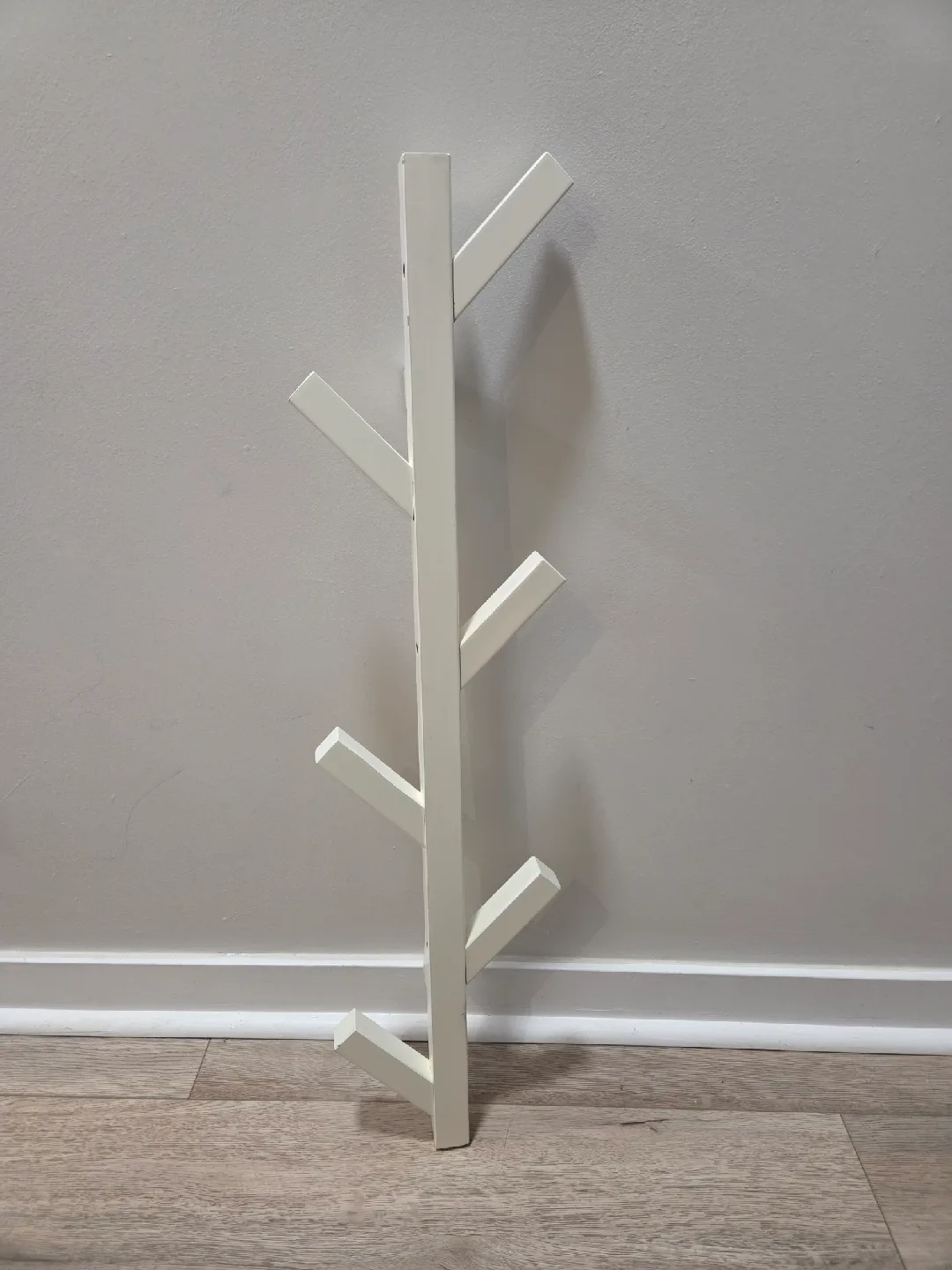 IKEA Tjusig Coat Rack - White image indicator(4)