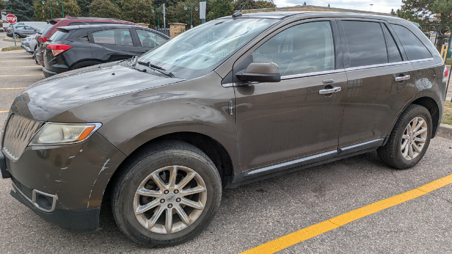 Lincoln MKX SUV - Brown Exterior, Tan Interior - photo 5
