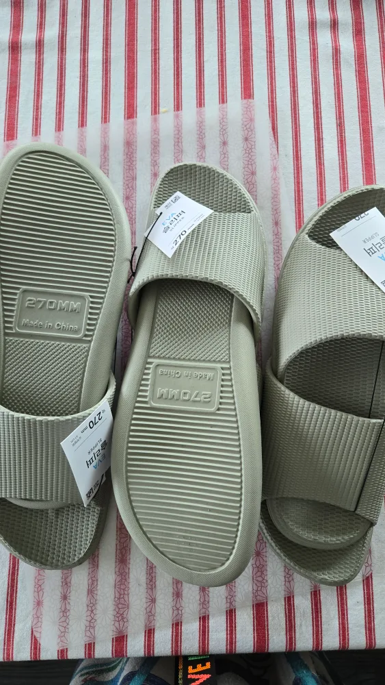 EVA Slippers - Size 240mm and 270mm image indicator(2)