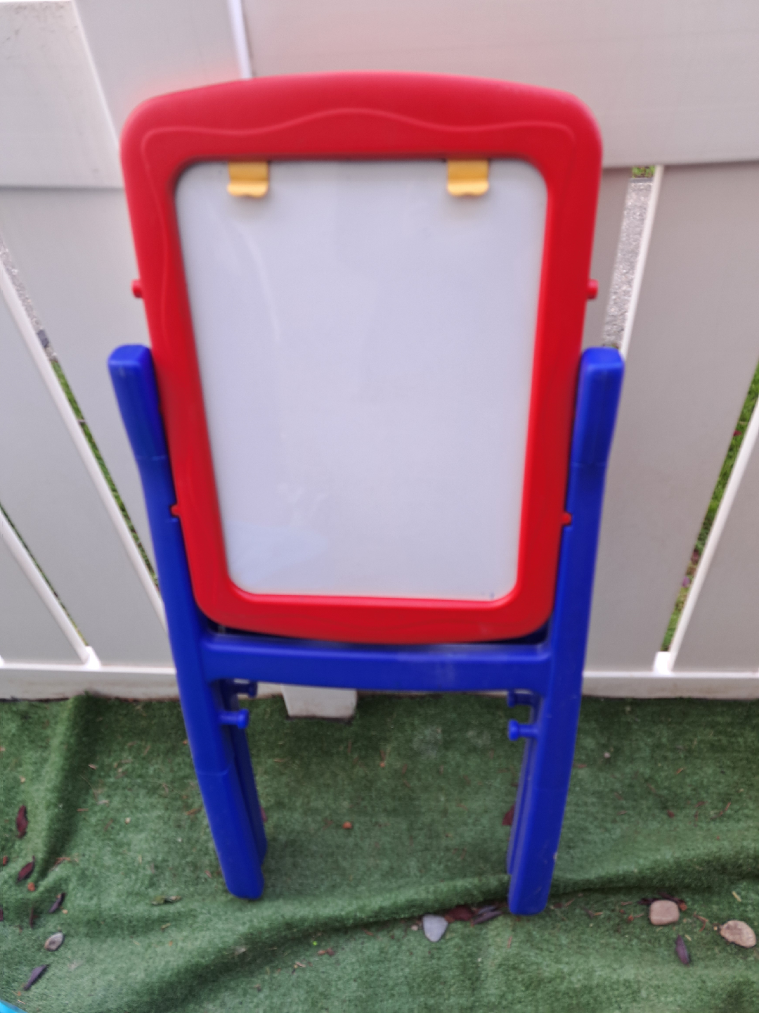 Kids Easel - Red and Blue - photo 2