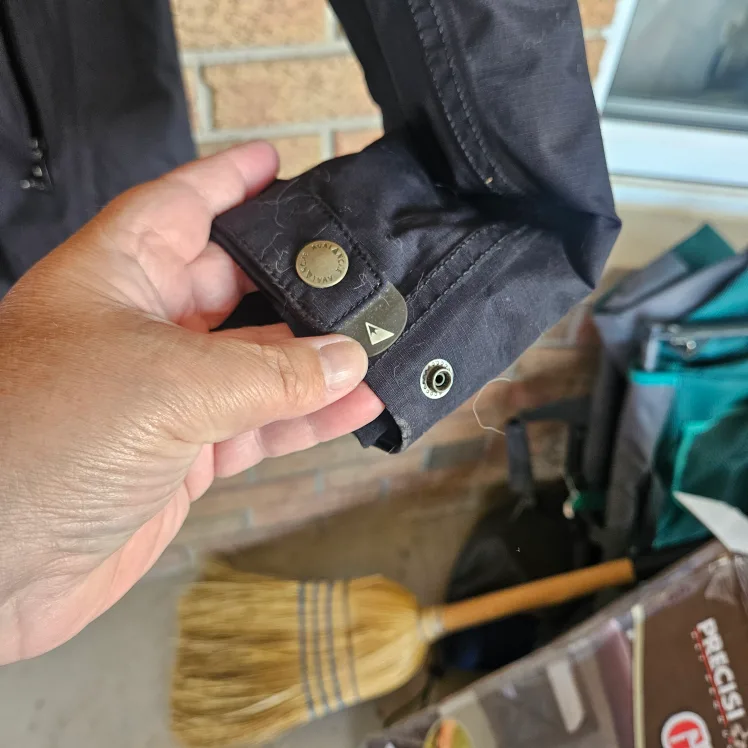 Avalanche winter coat Men's Size M Mid Length Parka Black image indicator(3)