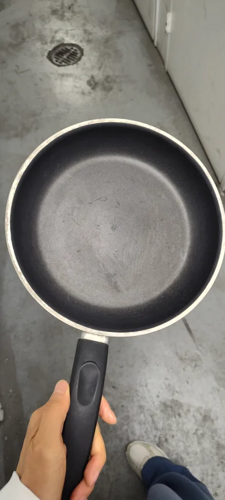 Used Frying Pan thumbnail