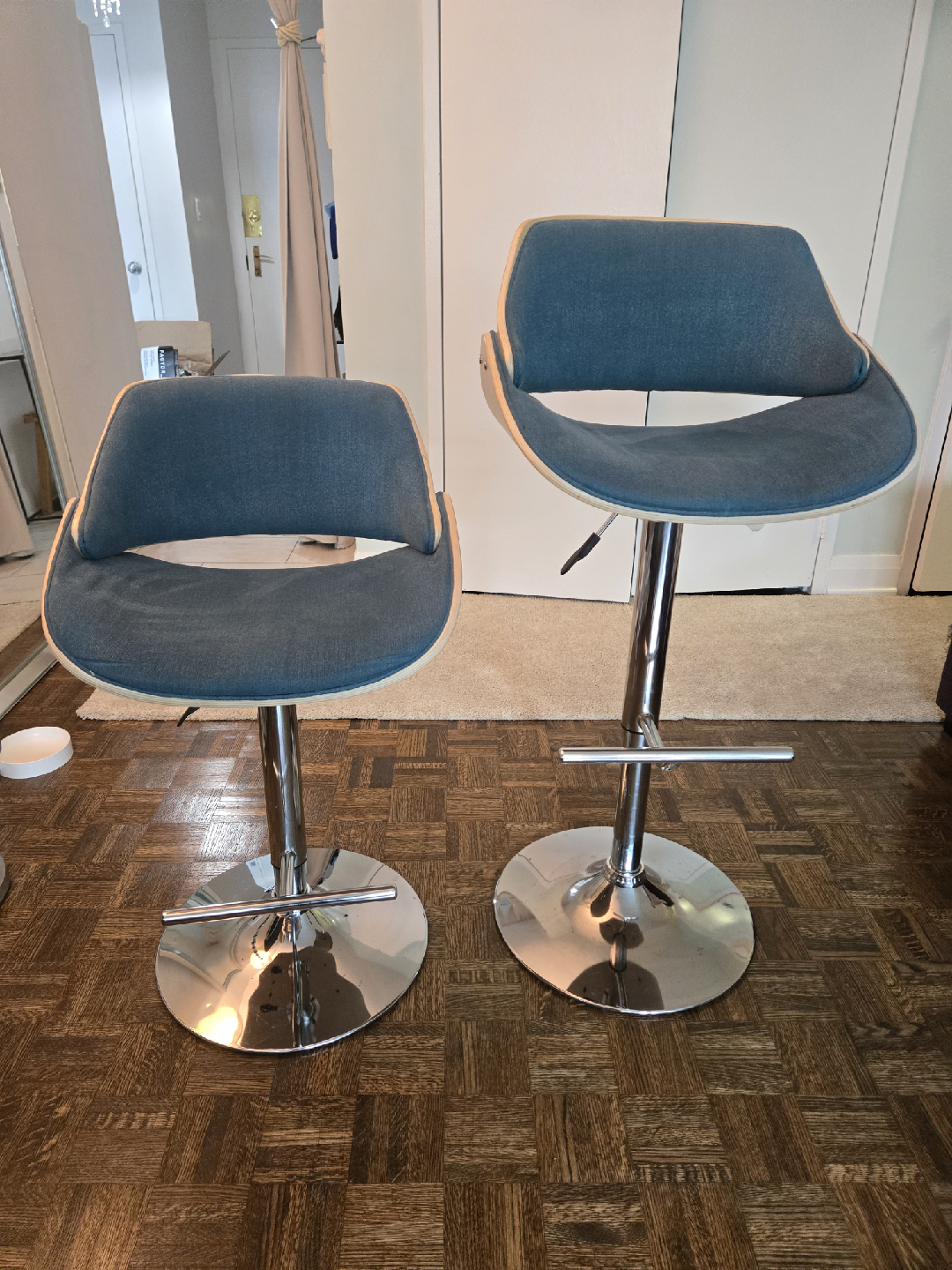 Set of 2 Adjustable Height Bar Stools