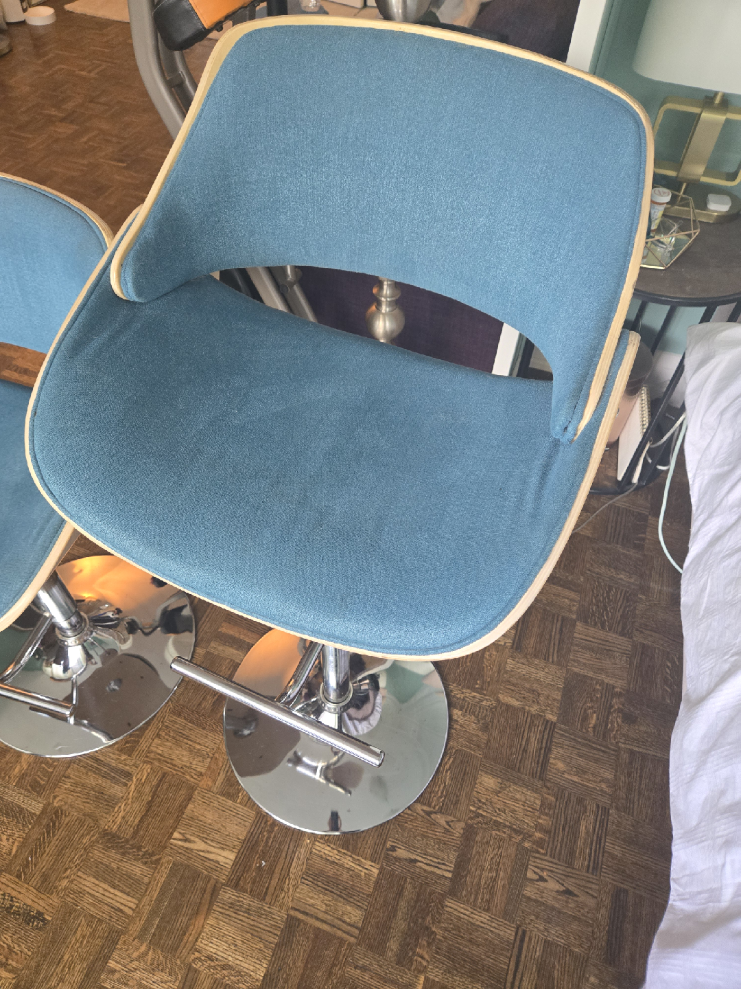 Set of 2 Adjustable Height Bar Stools - photo 2