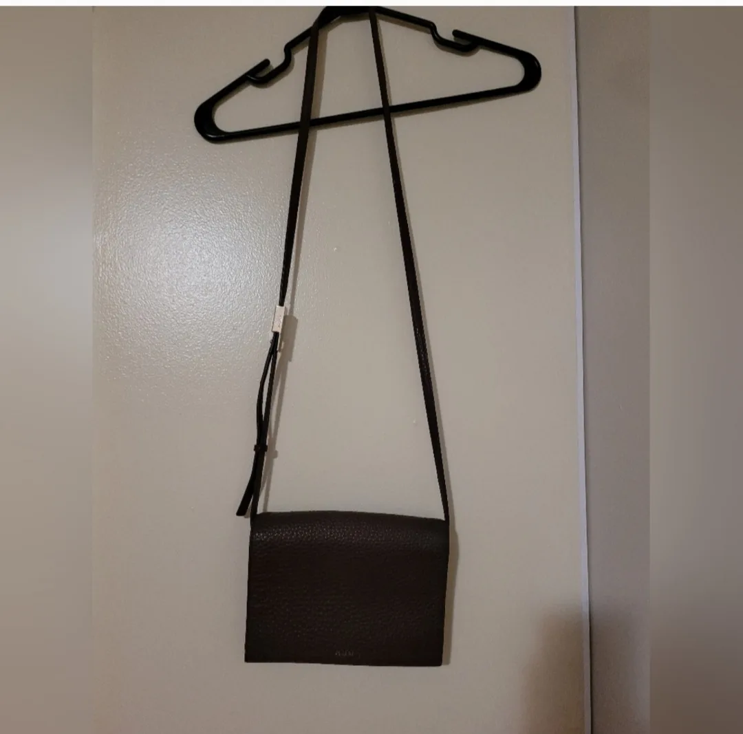AUXILIARY Brown Leather Crossbody Bag image indicator(2)
