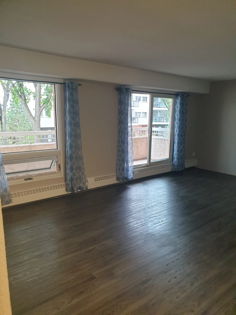 2 bedroom condo for rent - photo 4
