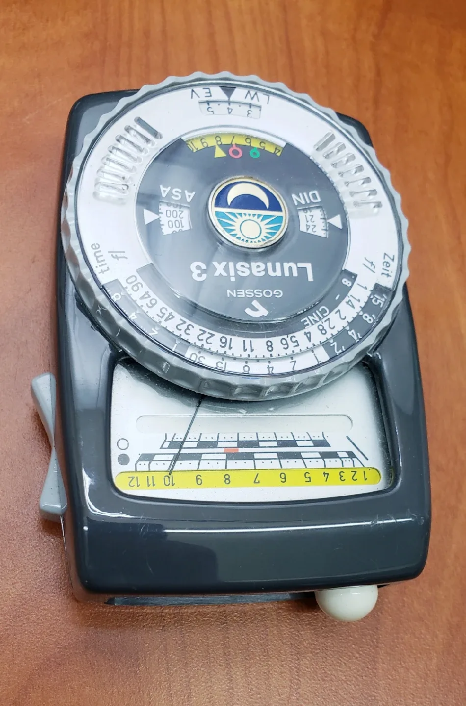 Gossen Lunasix 3 Light Meter image indicator(8)