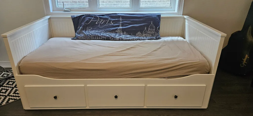 Bed  HEMNES bed with 3 drawers, Twin image indicator(2)
