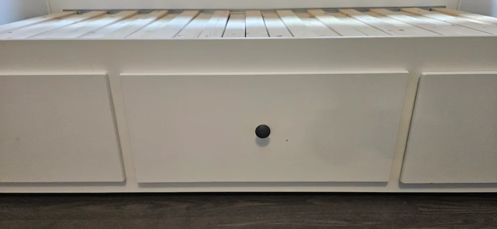 Bed  HEMNES bed with 3 drawers, Twin image indicator(5)