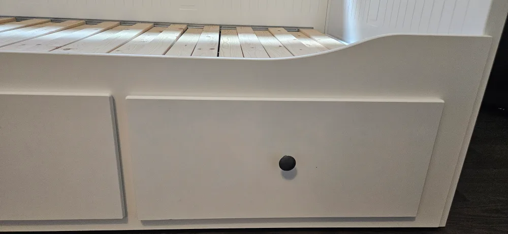 Bed  HEMNES bed with 3 drawers, Twin image indicator(6)