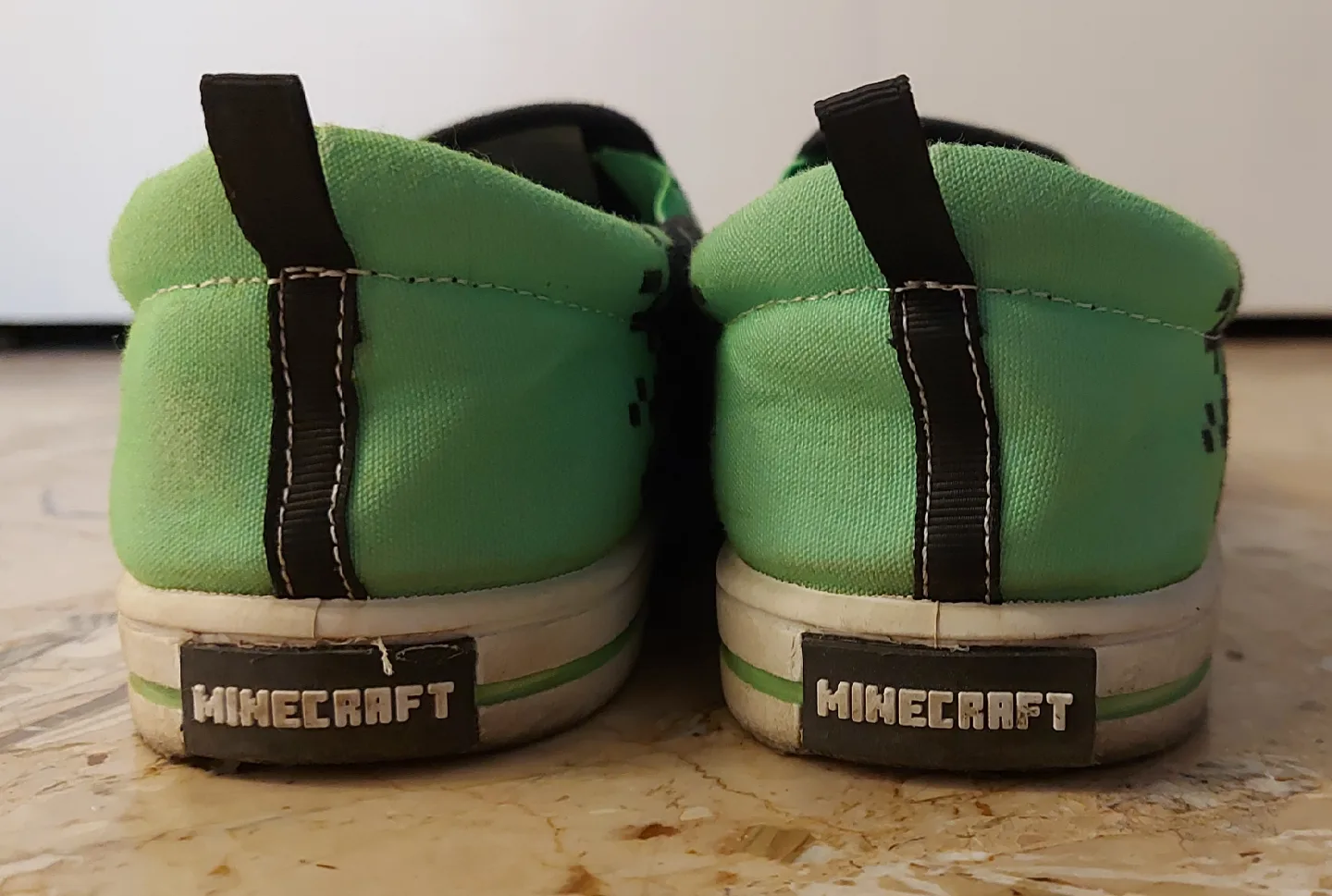 kid's size 3 Minecraft Slip-on Shoes image indicator(3)
