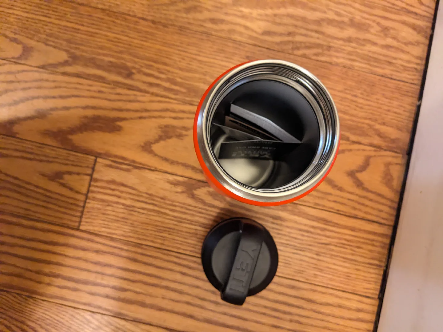 Honda Yeti Red Water Bottle image indicator(4)