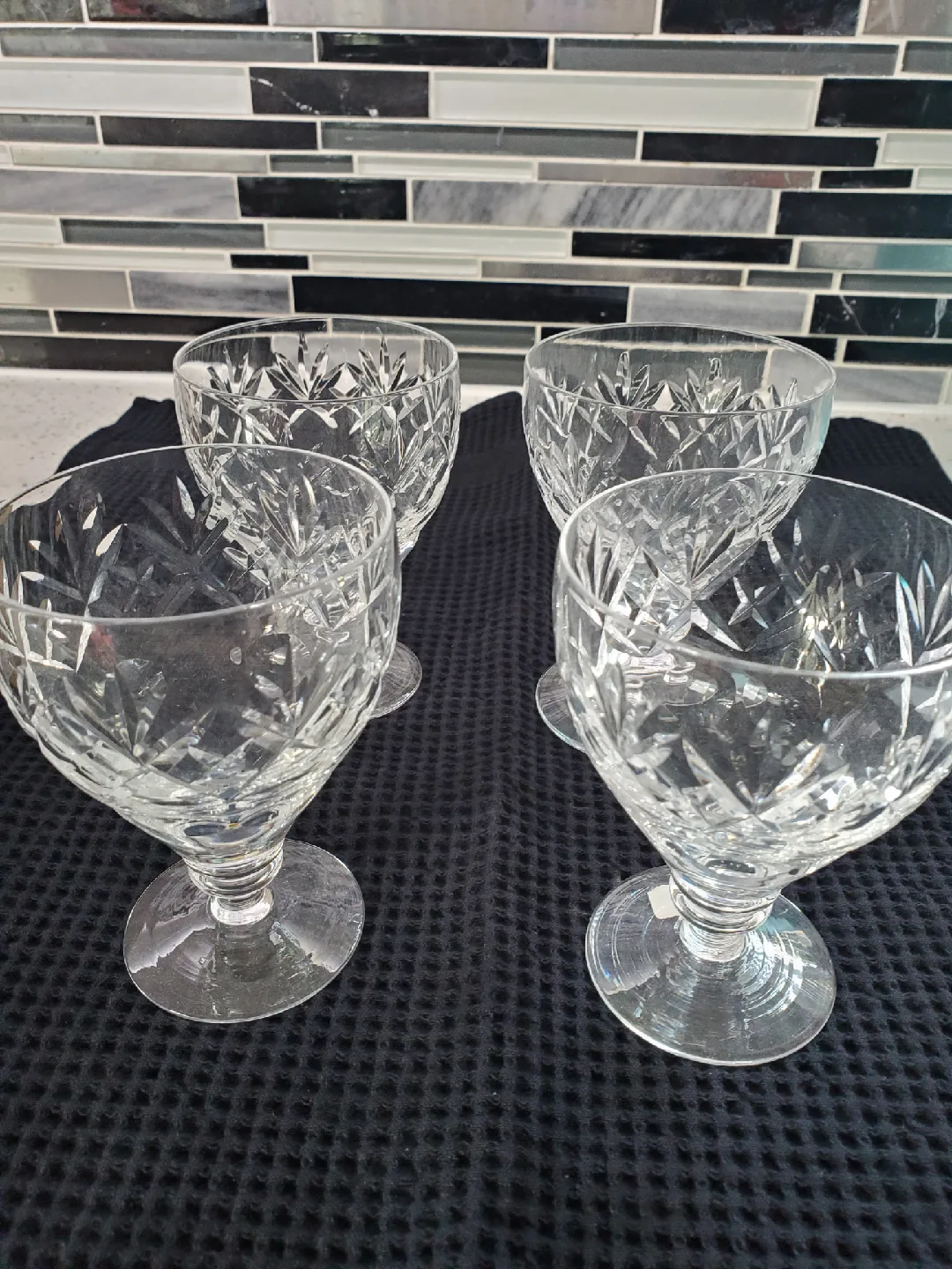 Set of 4 Crystal Dessert Bowls thumbnail