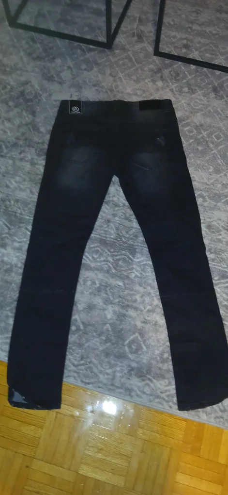 taz exim jeans image indicator(3)