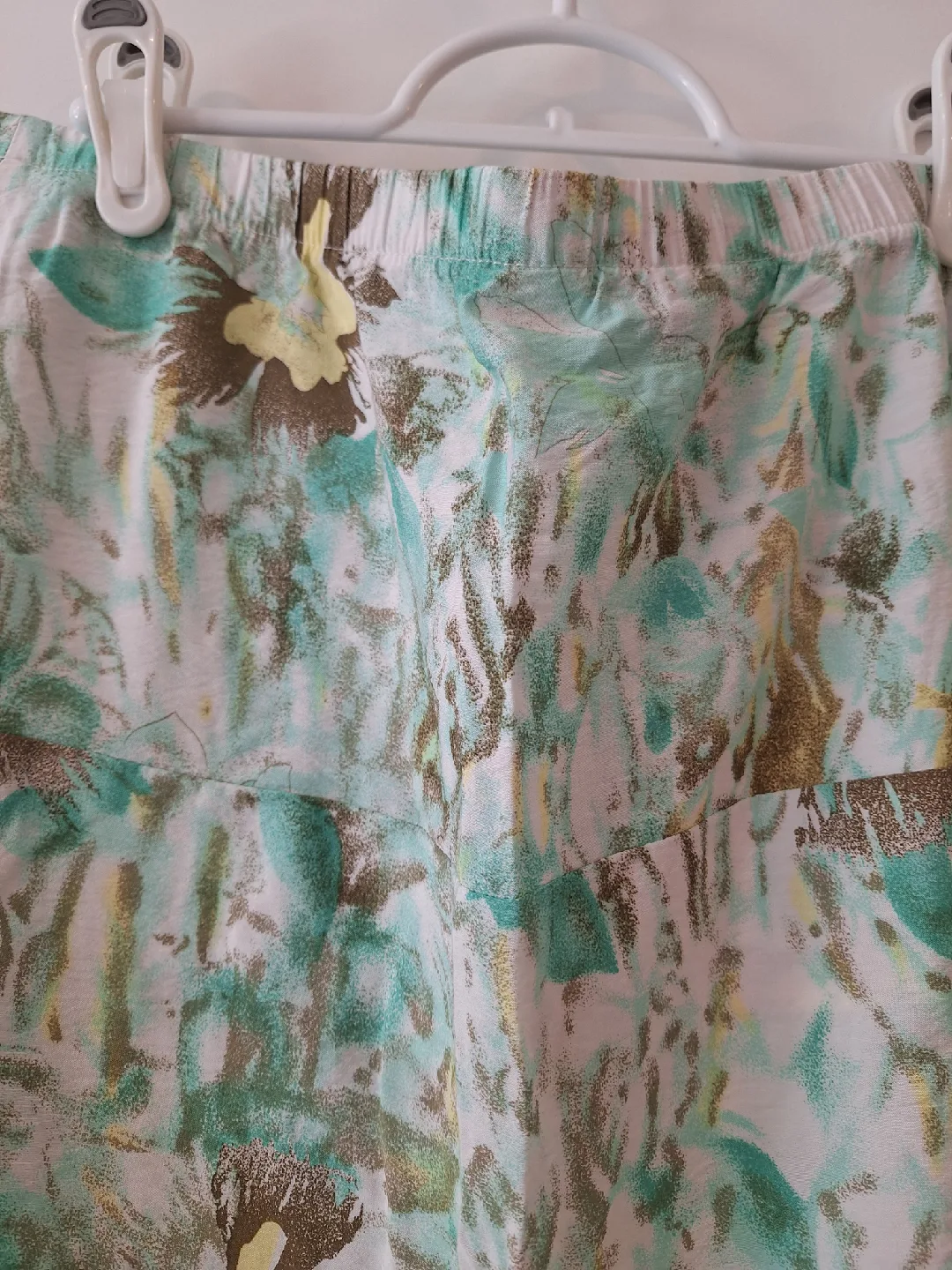 Floral Skirt - sz Large image indicator(2)