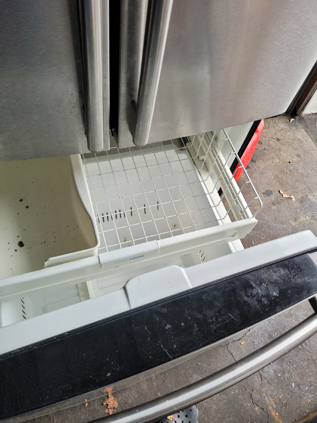LG French Door Refrigerator - LFC22760ST - photo 4