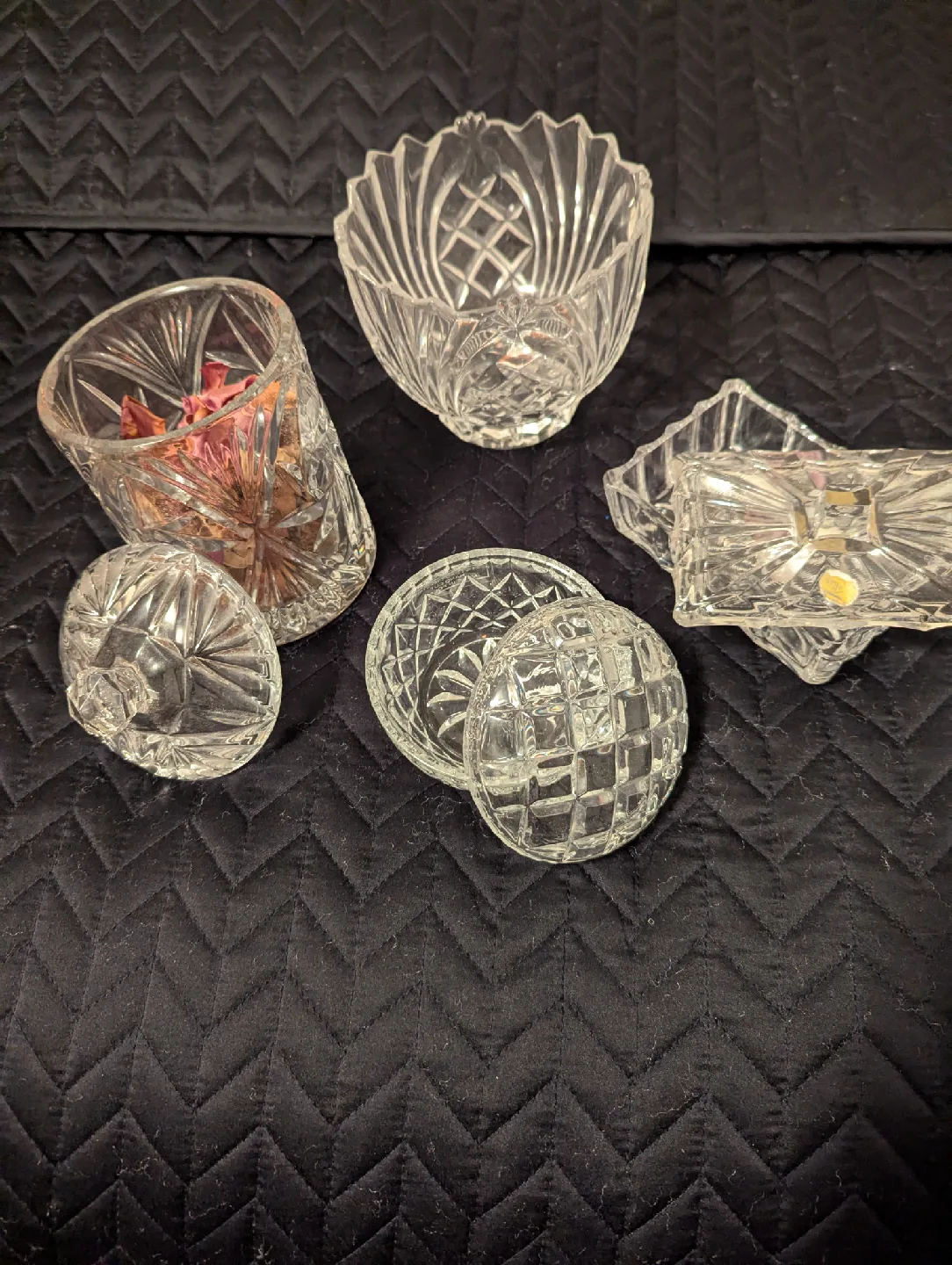 Crystal Glass Set thumbnail